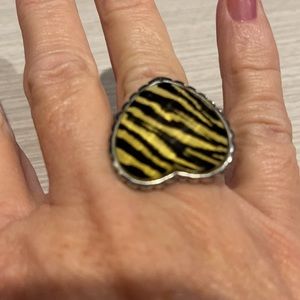 Leopard print heart adjustable ring